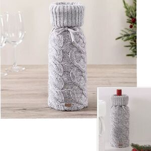 Koolaburra by UGG Light Gray Carla Wine Bottle Holder. NWT. 4" x 14.5"